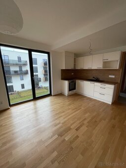 Pronájem bytu 2+kk 60,3 m² v Nymburk , novostavba, terasa - 10