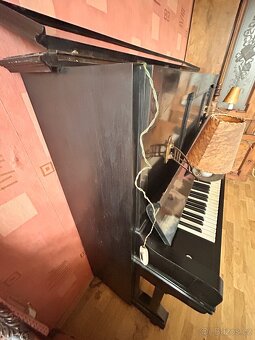 Piano Petrof - 10