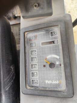 Minibagr PelJob 1,5t + 2x lyžica. - 10