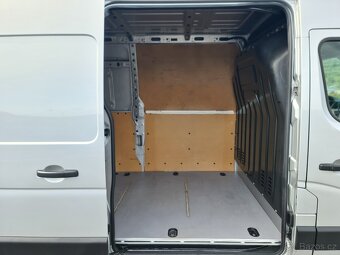 NISSAN NV400 2.3 DCi L2H2 KLIMA 3-MÍSTA 1.MAJ. SERVIS 177TKM - 10