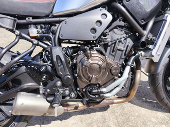 YAMAHA XSR 700 - 10