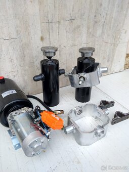 Prodám kit sklápěcí 3.5 t 5.5 t 7.5 etc - 10