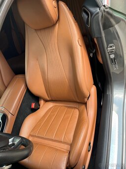Mercedes-Benz E 400 4Matic Coupe - 10