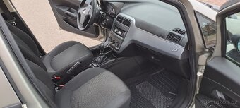 Fiat Grande Punto 1.2 najeto 78 000 km 1 maj kou v ČR - 10