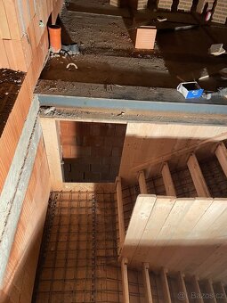Betonové schodiště u Vás na stavbě - 10