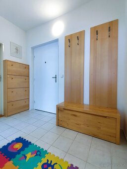 Praha - Byt 2+kk s balkonem, garážovým stáním a sklepem - 10