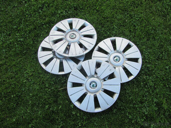 ZIMNÍ PLECH. KOLA ŠKODA 14" - 5x100 - 165/70/R14 + POKLICE - 10