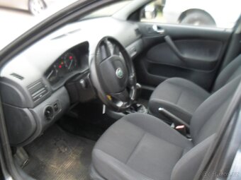 Škoda Octávia 1.6i - 10