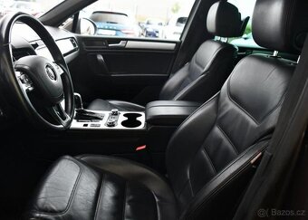 Volkswagen Touareg 3.0TDi 4M A/T VZDUCH TAŽNÉ ČR - 10