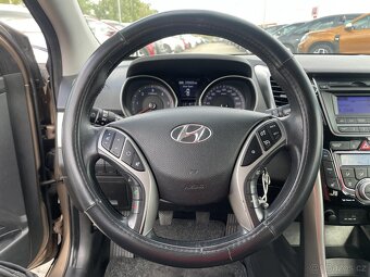 Hyundai I30 1.6 CRDi , 81 kW nafta, 2012 - 10