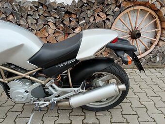 DUCATI MONSTER 750 - 10