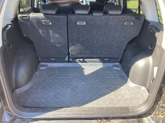 Suzuki Grand Vitara 2.0i Comfort+ benzín 103kw - 10