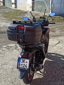 Prodám skútr Honda SH 125i 2024 - 10