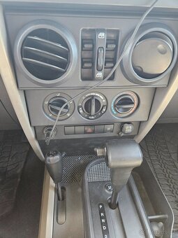 Jeep Wrangler Unlimited - 10