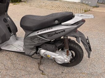 2013 PIAGGIO TYPHOON 50 ccm naj. 35700 km - 10