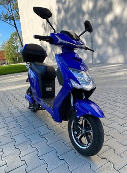 Elektroskutr bez ŘP Elektropower Nova M3 - 10