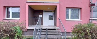 Pronájem bytu 1+1 v ulici Sídliště u Nového nádraží 708 v Bí - 10