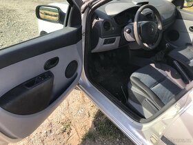Renault Clio 1.5 dci 50kw - 10