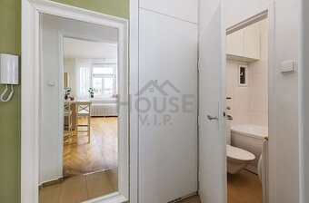 Prodej bytu 1+kk, 26,3 m2, Praha 7 - Holešovice. - 10