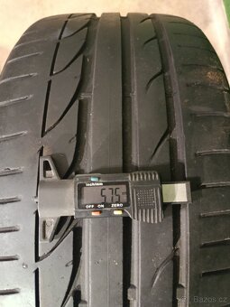 2+2ks letni 235/40/19 pirelli, bridgestone - 10
