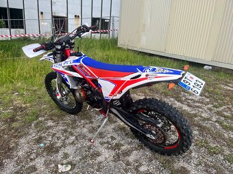Beta 300 Xtrainer| SPZ | STK | 52mth | 2022 | zvednuta - 10
