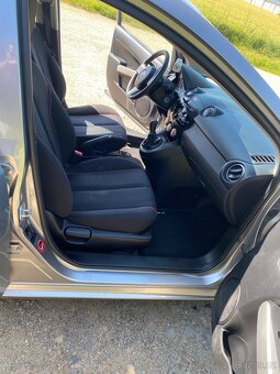 Mazda 2, 2012, 127 000 najeto, klima. vyhřívané sedačky - 10