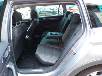 Volkswagen Passat 2,0 TDI 4MOT,DSG,Alltrack-DPH - 10