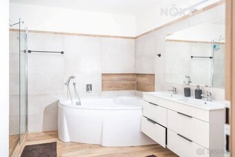Prodej Rodinný dům, 180㎡ - 10