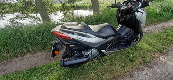 Yamaha X max 125 (2018 nové v čr ) - 10