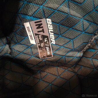 Hokejové vybavení - 10