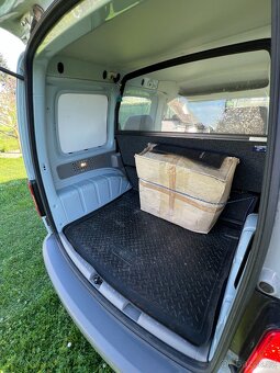 Volkswagen Caddy III 1.4 16v 116tis/km LPG - 10