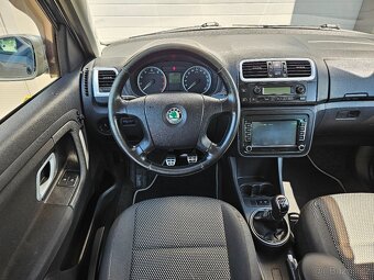Škoda Roomster Scout 1.6 MPi 77 kW - 10