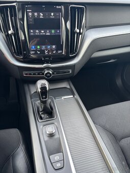 Volvo XC60 D4 AWD Momentum – 6/2018, Nez. top., tažné - 10
