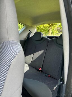 Peugeot 107 1.0 l 50kW - 10
