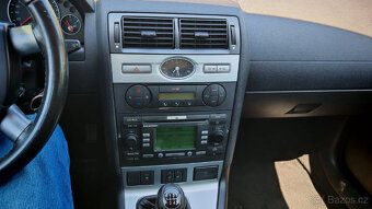 Ford Mondeo combi 2,0 TDCI 85 kW - 10