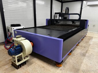 Vláknový laser na řezání kovů - HellRaiser CUT F3 3kW Raycus - 10