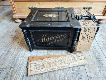 Starožitný hrací stroj, flašinet MANOPAN,  1887 - 1900 - 10