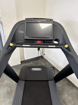 Technogym 1000 LCD- Live software - 10