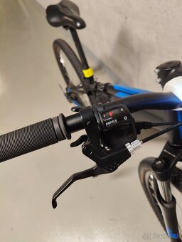 Horské kolo RockRider ST120, pro 160-175cm, kola 27.5" - 10