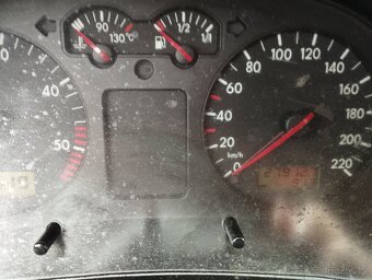 Prodám VW Golf 4 1,9 Tdi - 10