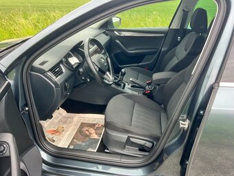 ►ŠKODA OCTAVIA III 1.6TDI 85KW STYLE ACC-LED-NAVI-TAŽNÉ 17" - 10