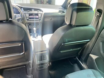 prodám VW Tiguan R-Line 140kw DSG, 4x4 2017 - 10