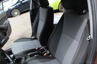 Hyundai i20 1. majitel - 10