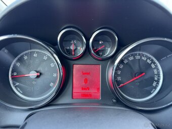 Opel Astra 1,4 i 103kW Cosmo Sports - 10