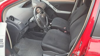 Toyota Yaris, 1.0i / Plný Servis Toyota - 10