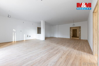 SLEVA Prodej bytu 5+kk, 179 m², Cheb, ul. Břehnická - 10