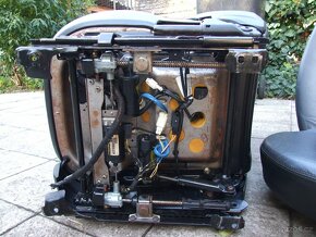 Sedačky do Ford Mondeo MK3 kombi el.stavitelné polokožené - 10