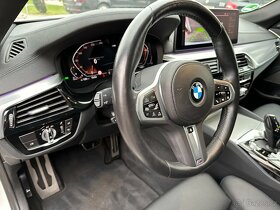 BMW 530d 2022 xDrive Touring Sportautomatic DPH,záruka - 10