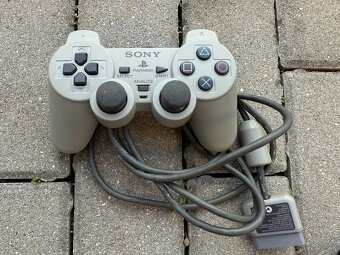 Playstation 1 scph-5552 ČIP, OVP, PAL nová mechanika - 10