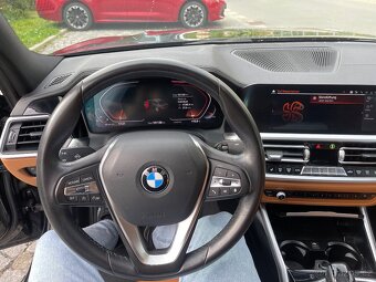 BMW 320i (2021) – perfektní stav luxery line - 10